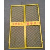 广东供应钢板网人货梯安全电梯门 建筑防护门黑边丝现货