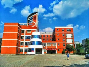 河南省工业和信息化高级技工学校特色