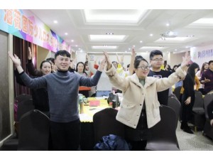 中国首套高端青少年励志演讲课程震撼开讲！