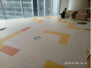 PVC地板胶弹性地板地面安装工程