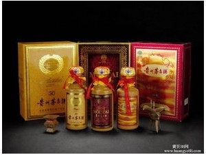 北京回收茅台酒回收15年茅台酒瓶回收拉菲酒瓶