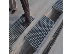 Q235钢格栅平台踏步防滑水沟盖板热镀锌钢格板