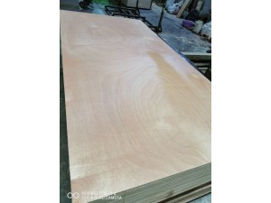 15mm杨木双面桃花芯二次成型胶合板多层板包装板