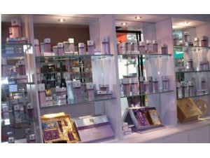 银川美容院美容护肤保养化妆品产品货源批发供应，种类全，保效果