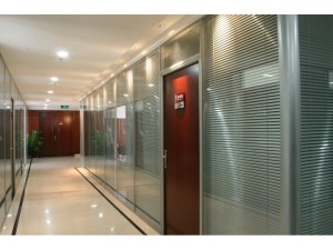 北京丰台区专业划分室内玻璃隔断墙价格合理