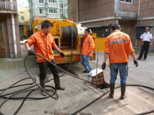 上海嘉定区宝安路清理化粪池抽粪晓炳工程服务好