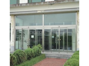望京专业安装玻璃门安装钢化玻璃