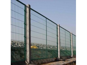 果园绿色防护铁丝围栏网A台安果园绿色防护铁丝围栏网厂家直营
