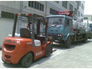东莞南城搬迁公司 专业搬家搬厂 机器吊装