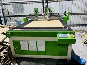 智能数控震动刀切割机，CAD图形切割机